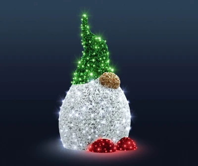 CD130-299 Duża dekoracja LED skrzat świąteczny 3D  zielona spiczasta czapka ze złotym pomponem, biały kulisto-puchaty tułów zimna biel LED, czerwone okrągłe b.webp